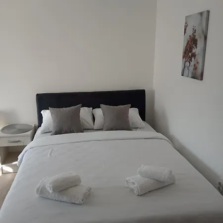 Hilston Apartment